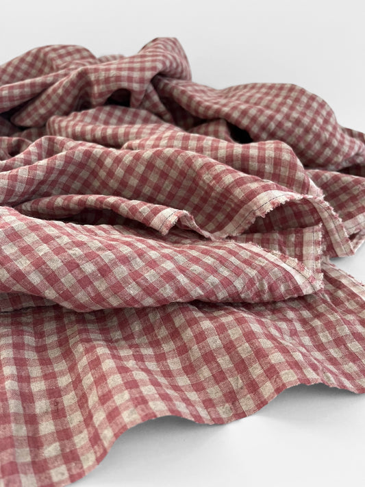 Rouge Gingham