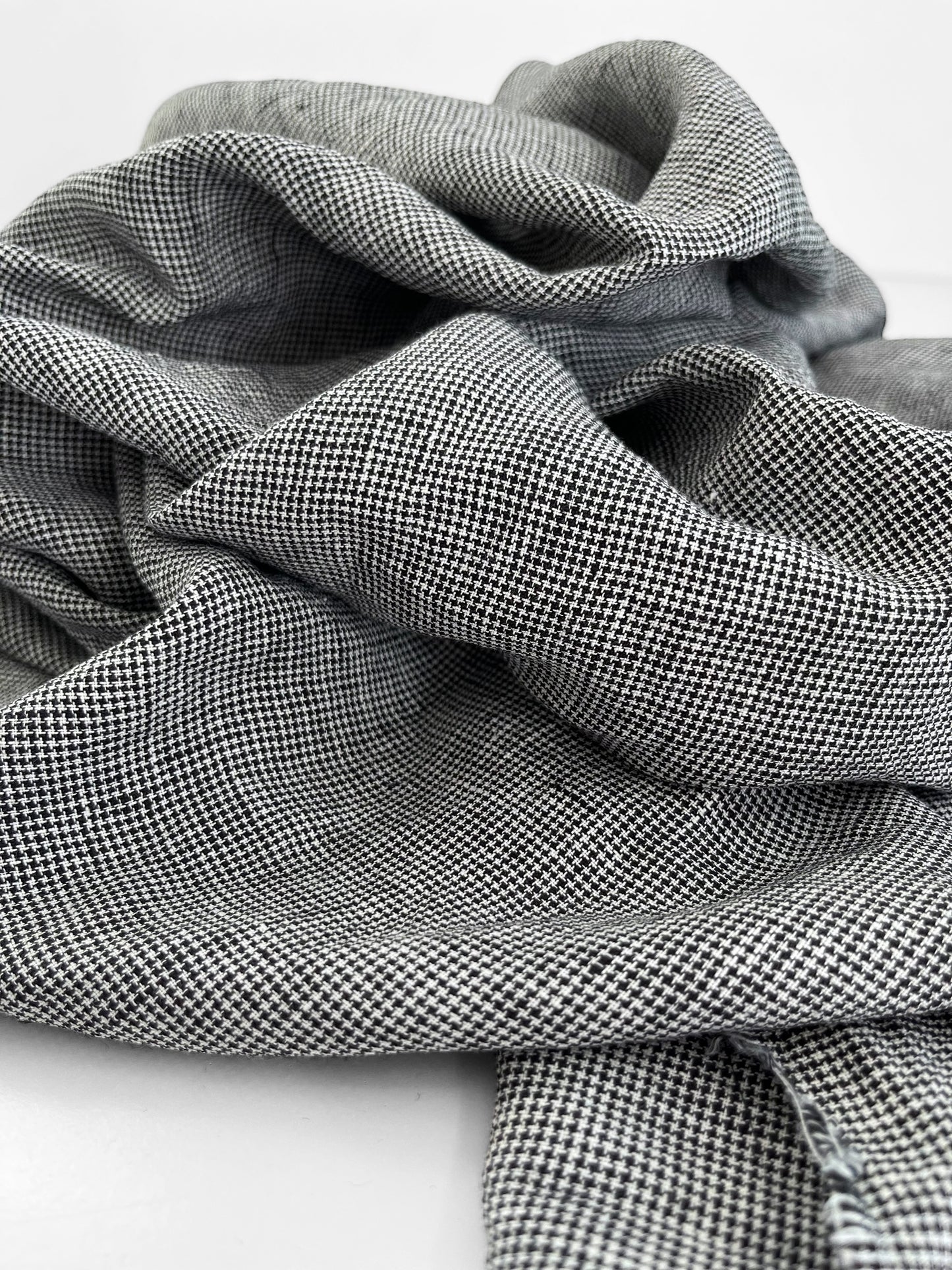 Black & White Houndstooth