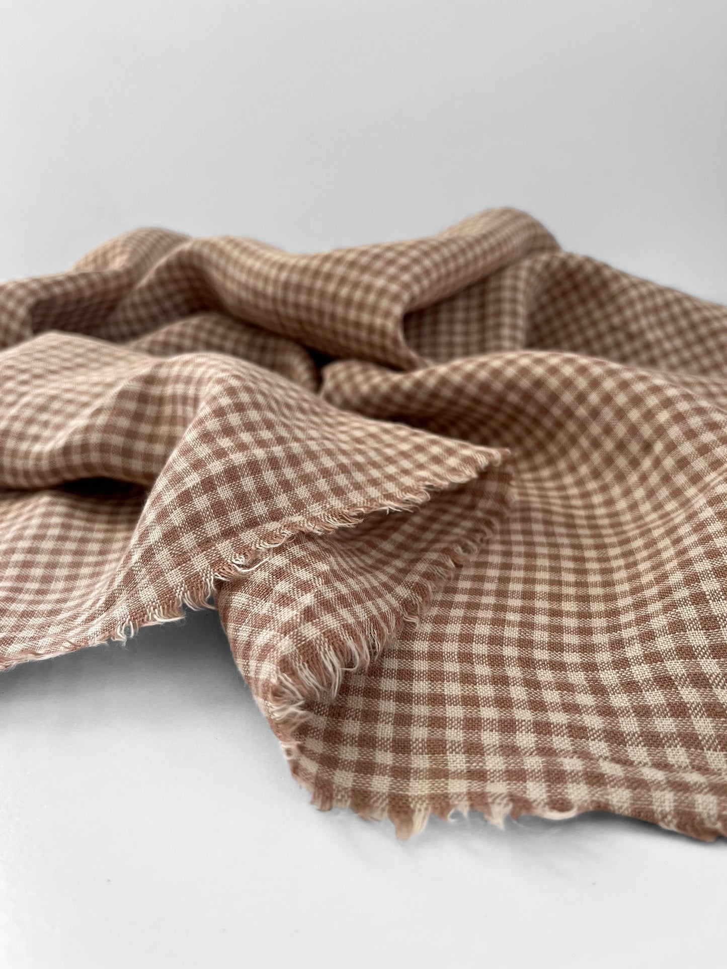 REMNANT 1m Mocha Mini Gingham