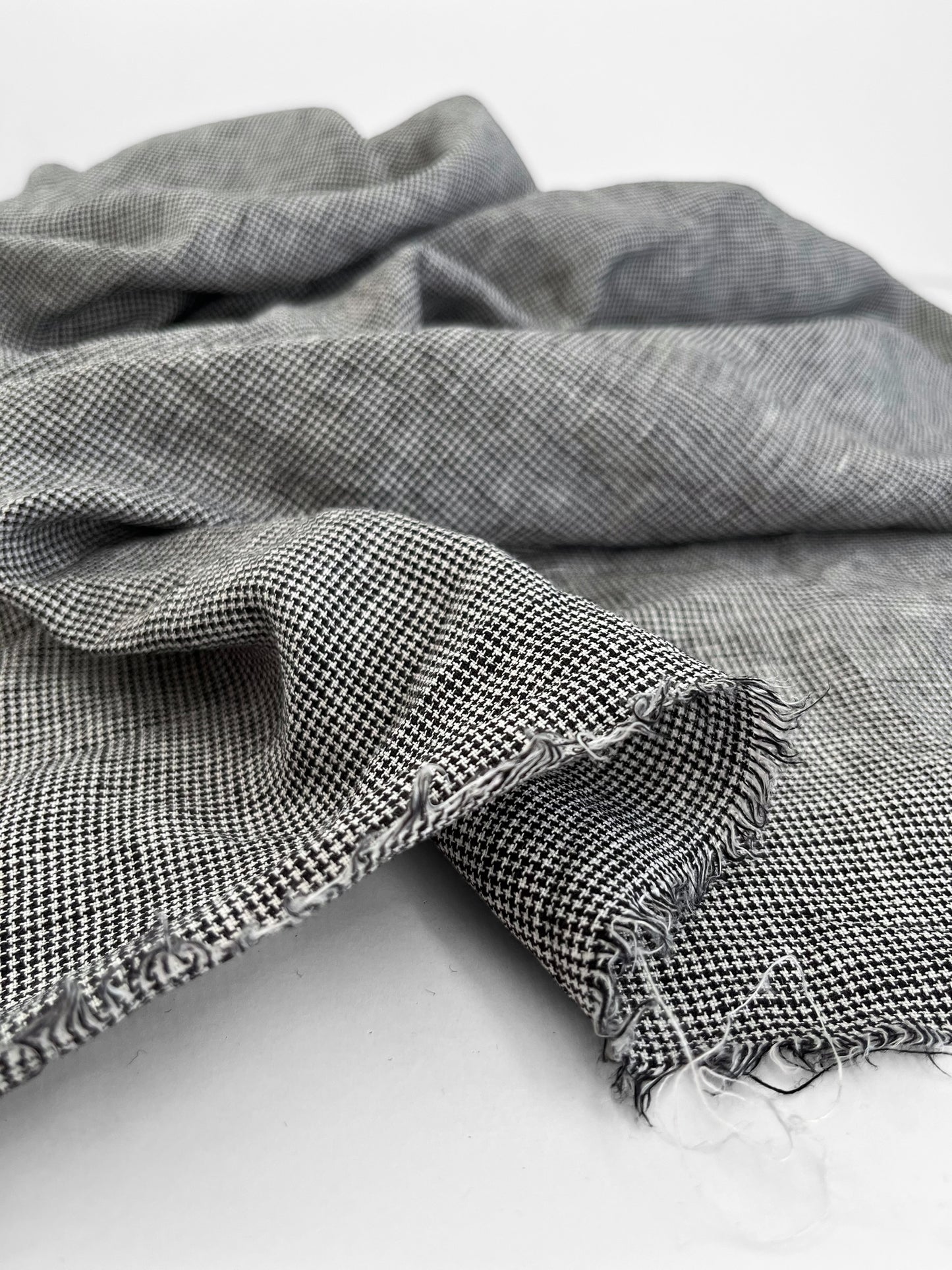 Black & White Houndstooth