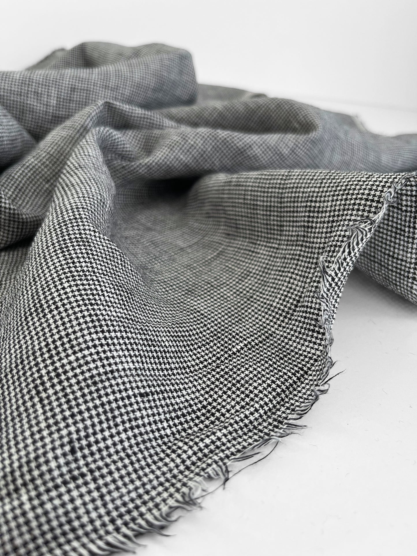 Black & White Houndstooth