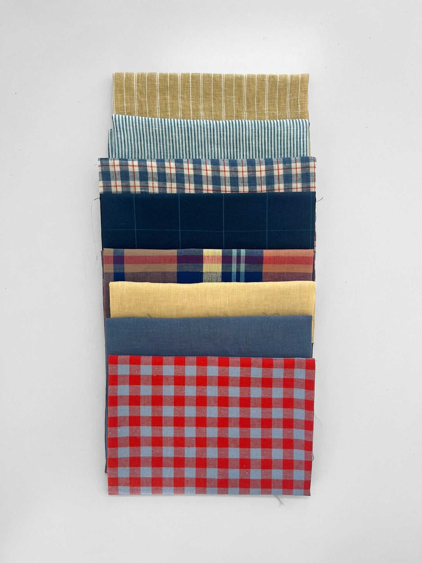 Fat Quarter Bundle 8 pieces