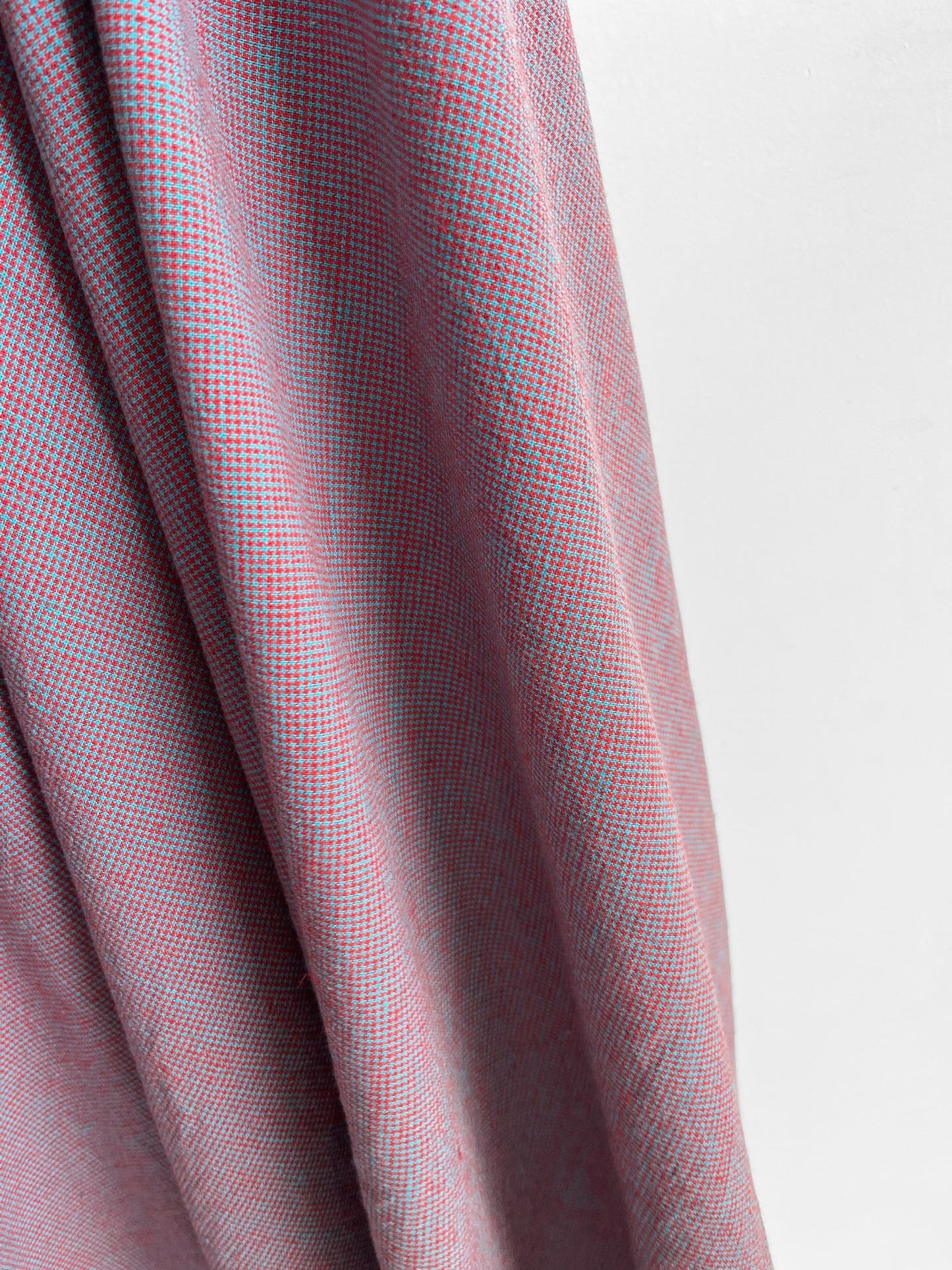 REMNANT 1.95m - Blue & Red Micro Checks