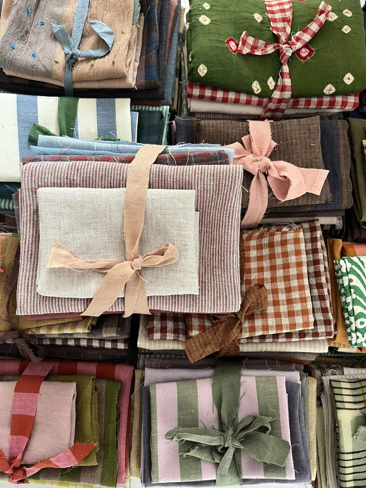 Fat Quarter & Off-Cuts Bundles