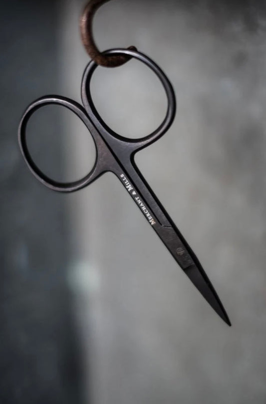 Wide Bow Scissors