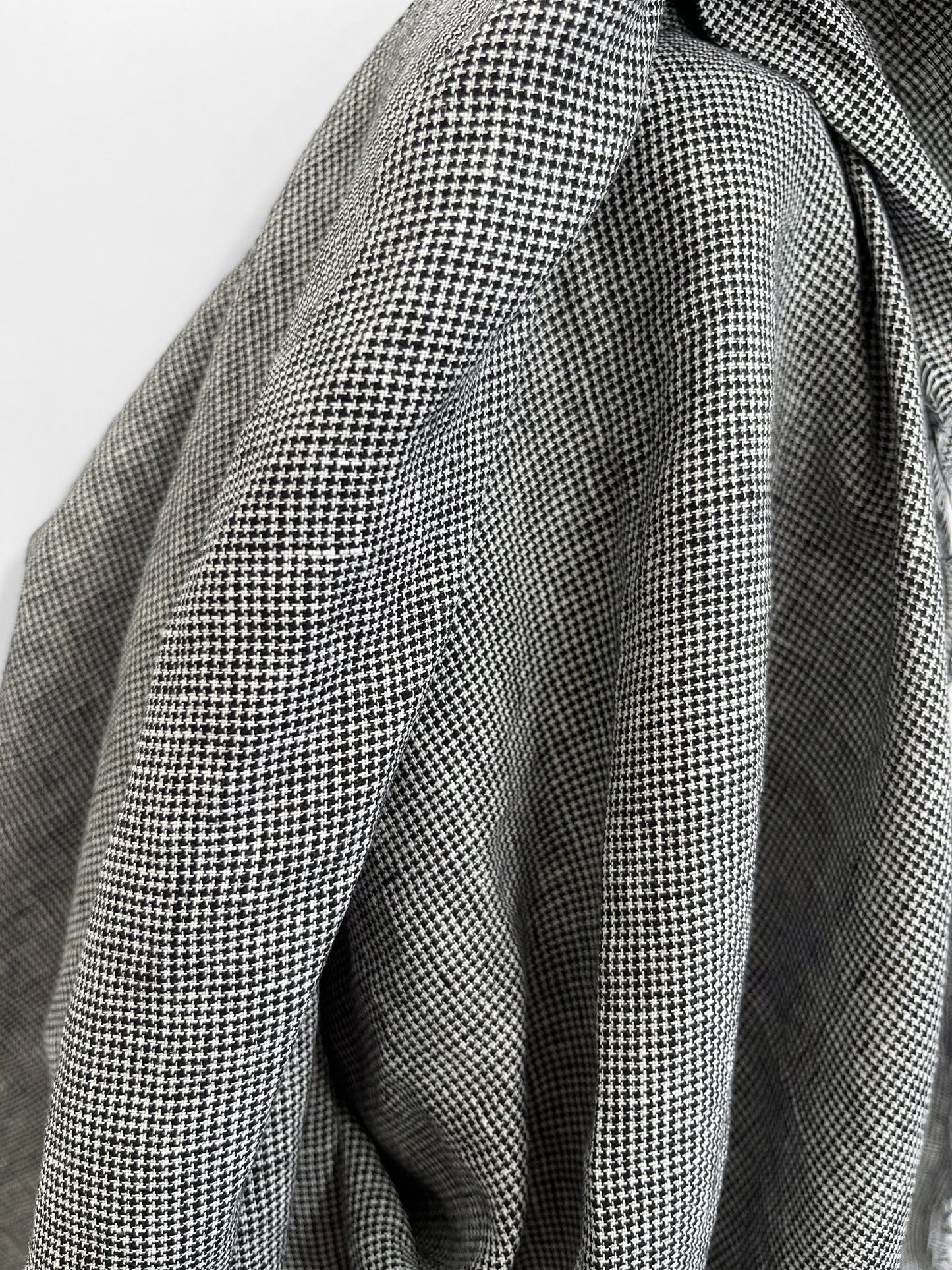 Black & White Houndstooth
