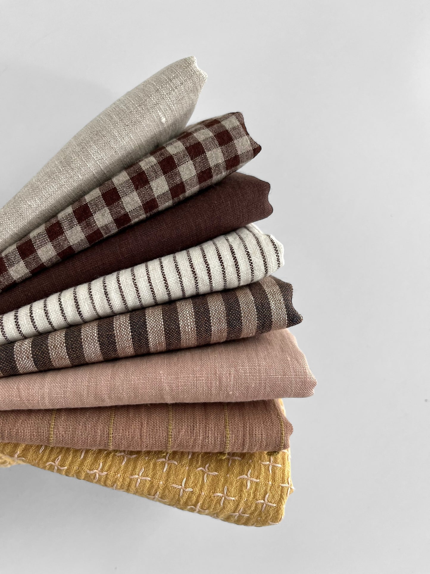 Fat Quarter Bundle 8 pieces