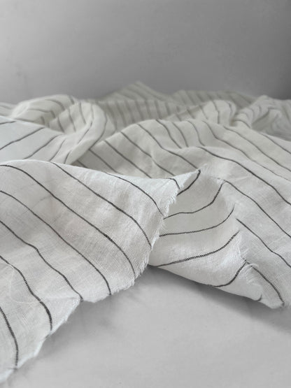White Pinstripes 20mm