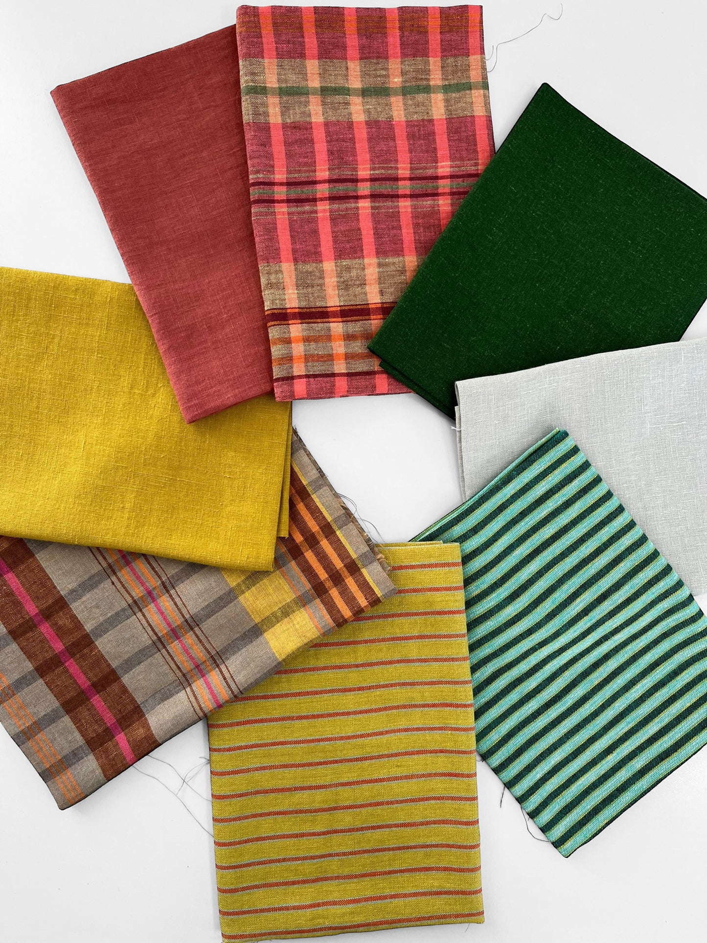 Fat Quarter Bundle 8 pieces