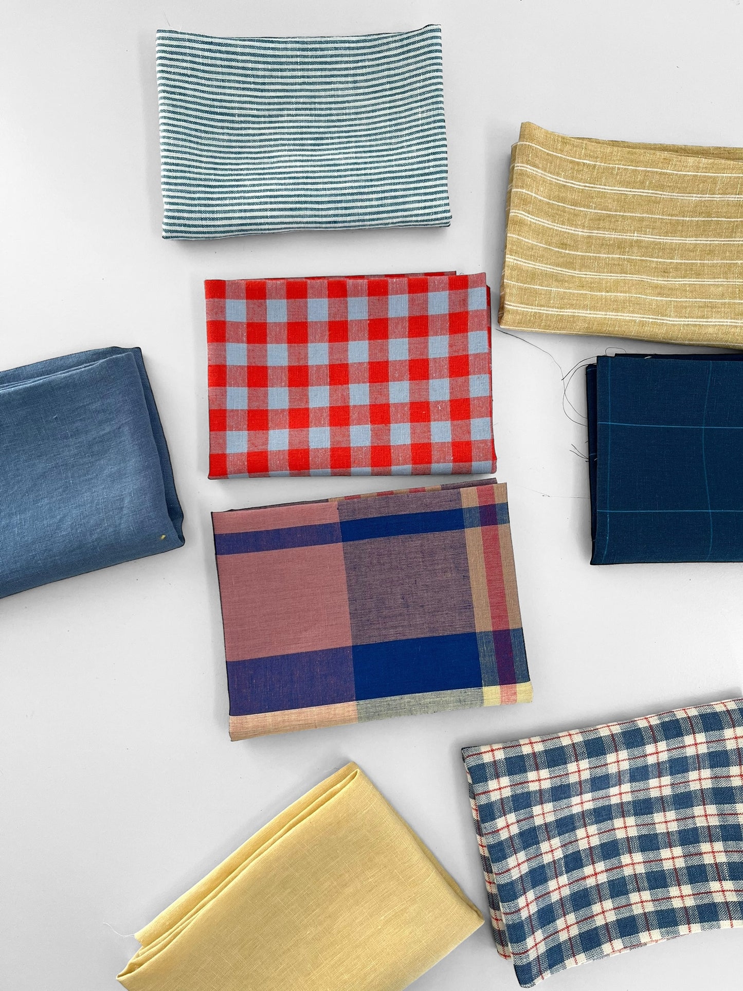 Fat Quarter Bundle 8 pieces