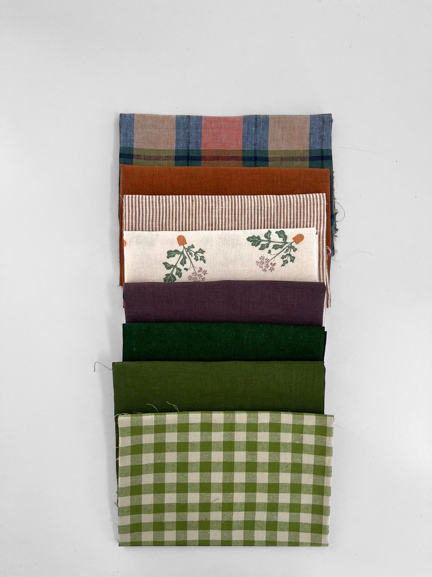 Fat Quarter Bundle 8 pieces