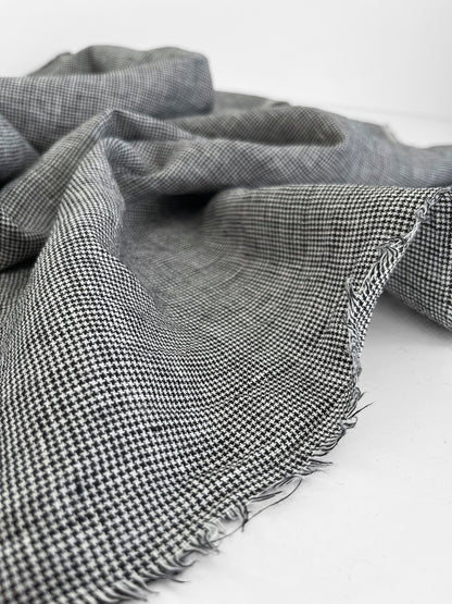 Black & White Houndstooth