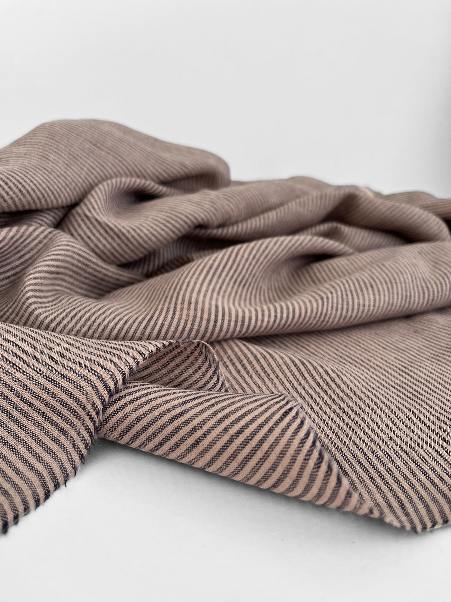 SWATCHES Narrow Stripe Linen