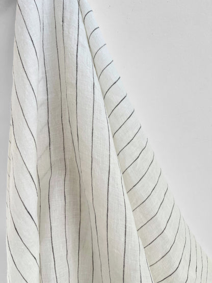 White Pinstripes 20mm