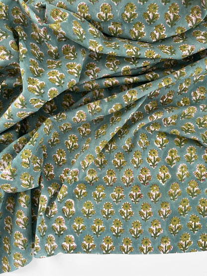 Dandelion Aqua
