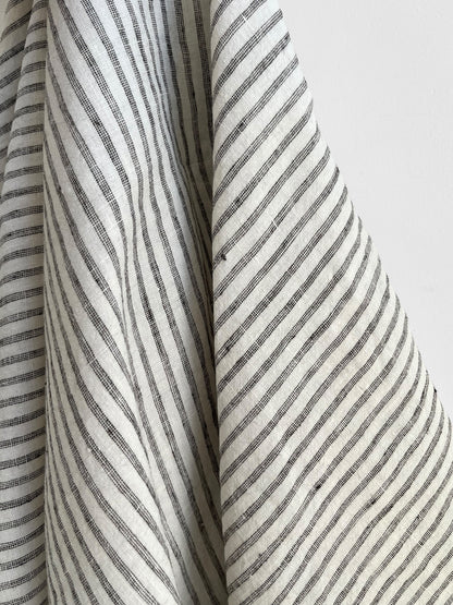 Black Track Stripes 6mm
