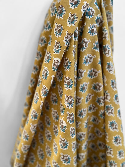 Hoya Mustard