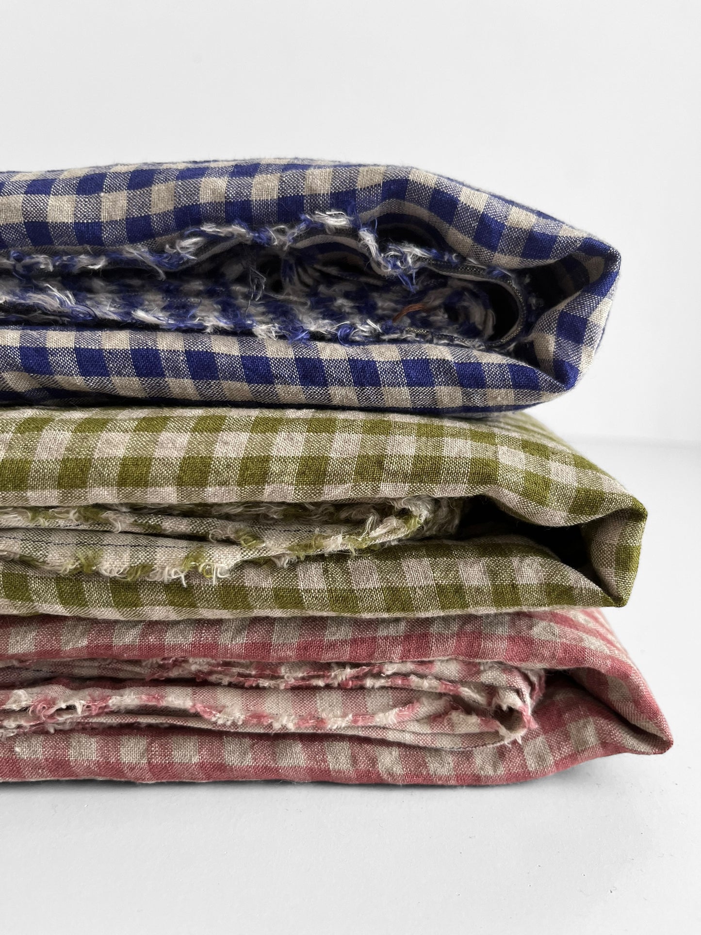 Rouge Gingham