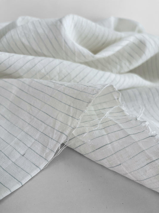 REMNANT 2.1m - White Pinstripes