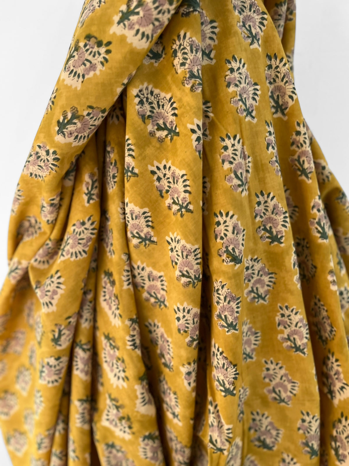 Posy Yellow