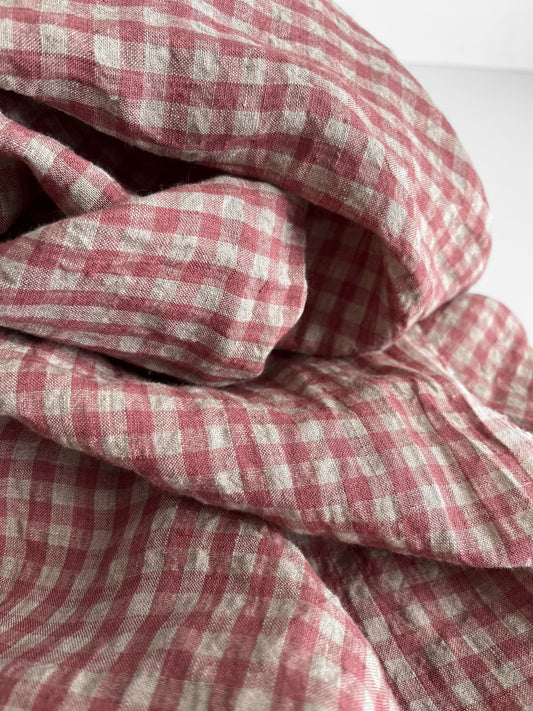 Rouge Gingham
